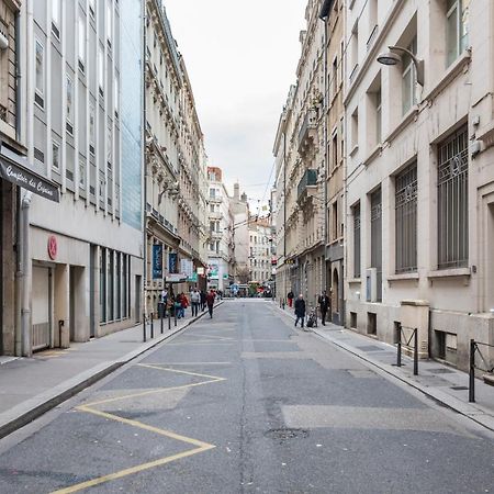 Honore - Suite Arbre Sec Lyon Exterior photo